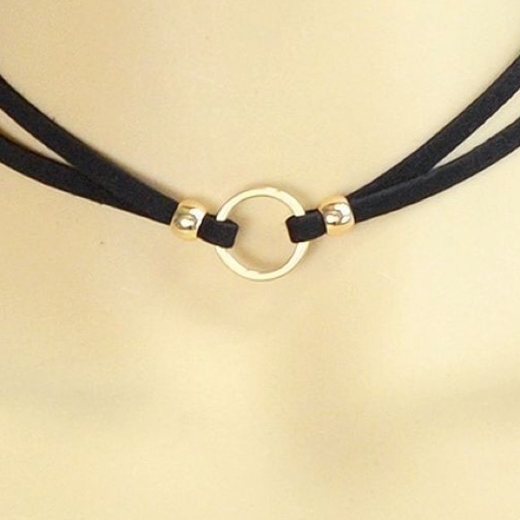 NWT Gold Circle Choker Necklace - Picture 2 of 3